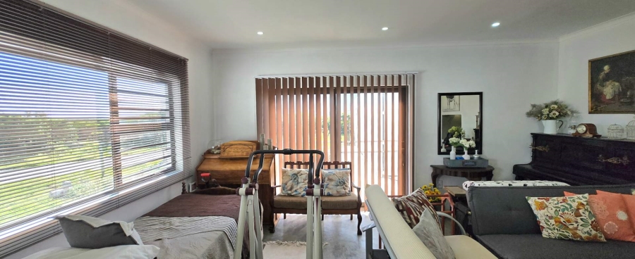 1 Bedroom Property for Sale in Franskraal Western Cape